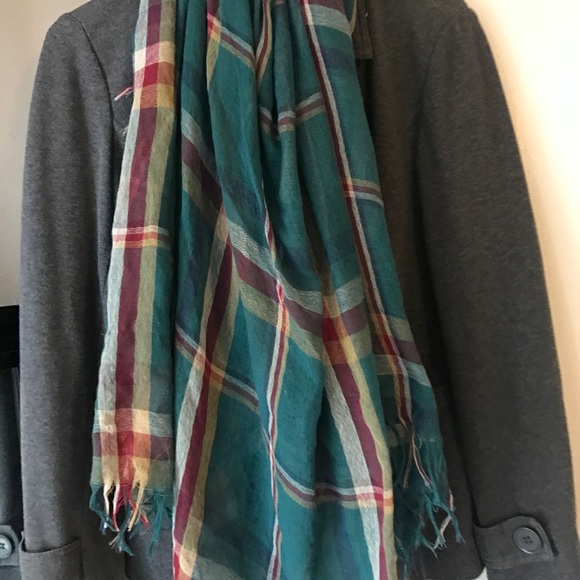 Scarf - Picture 2 of 3